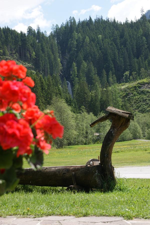 Gasthof Schuetthof Neukirchen am Großvenediger المظهر الخارجي الصورة